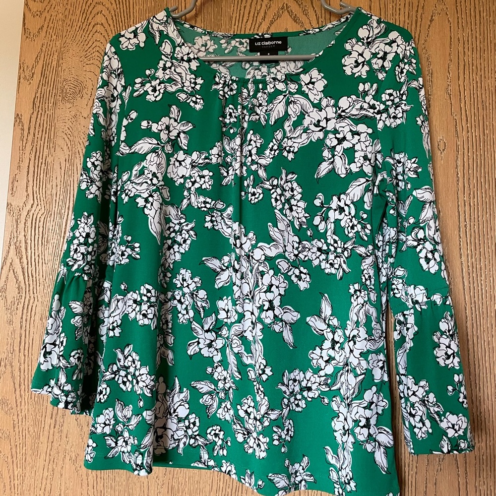 Liz Claiborne Bell Sleeve Top